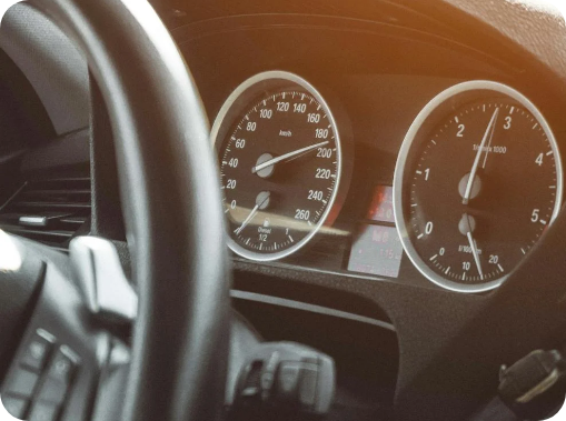 A speedometer indicating measuremene of finances